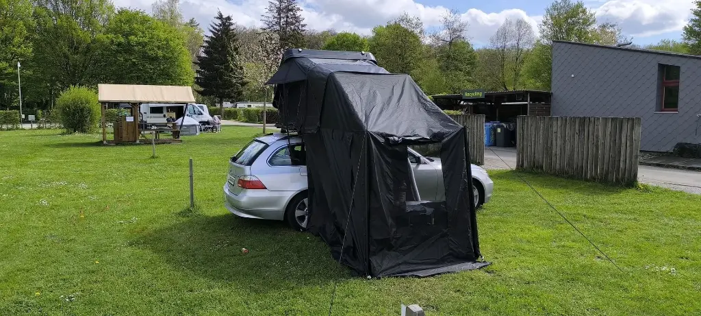ZOGGO Max mit Vorzelt
